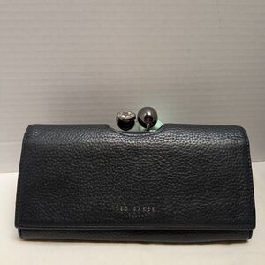 Ted Baker Black Pebbled Leather Kiss-Lock Wallet with Polished Hardware